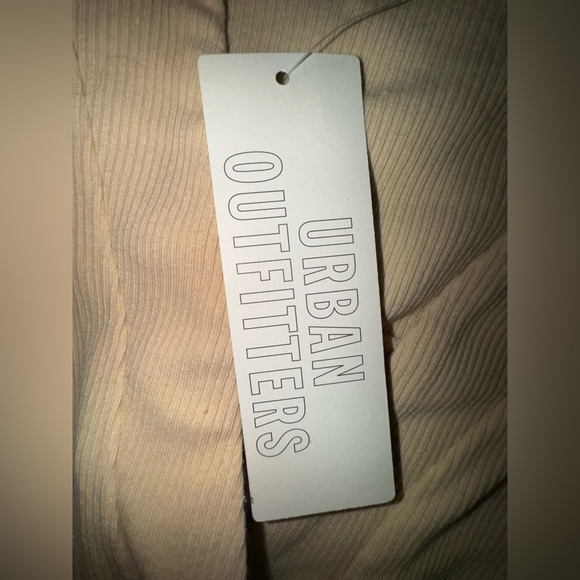 Urban Outfitters Beige Ribbed Collared Short Sleeve Romper – Size XS. NWT - Picture 10 of 13